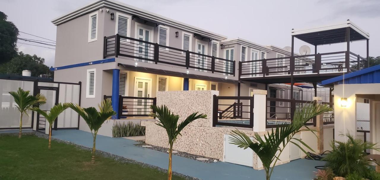 2 Palmas Str Hotel Aguadilla Exterior photo